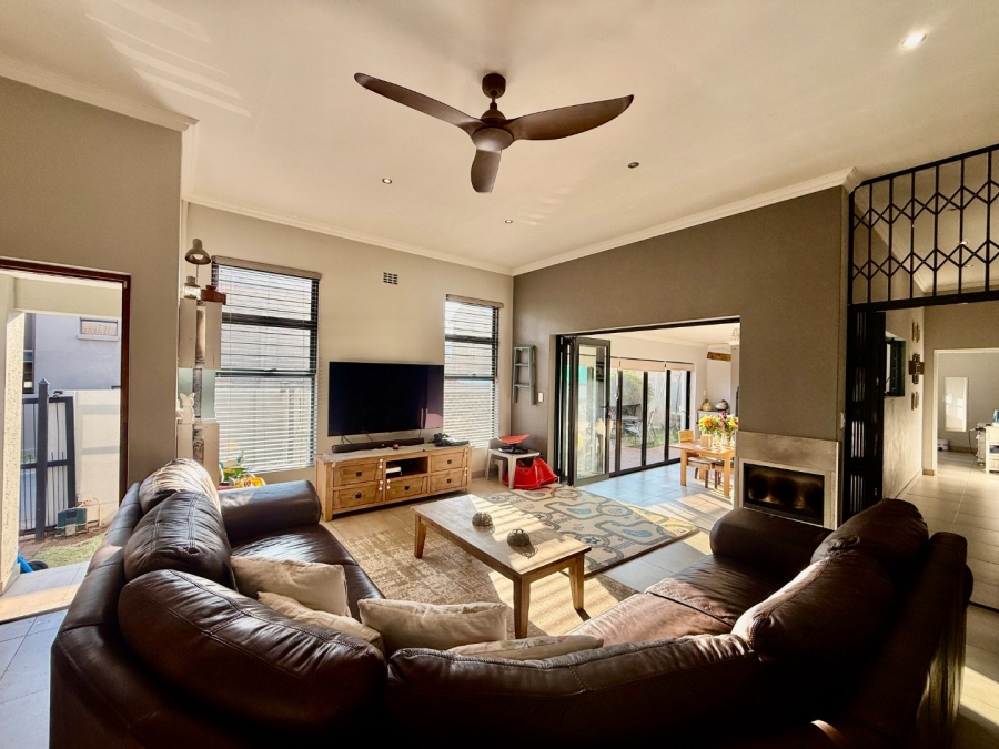 3 Bedroom Property for Sale in Melodie North West